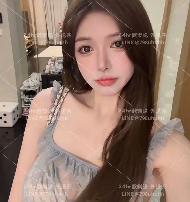 台中按摩 Lucy