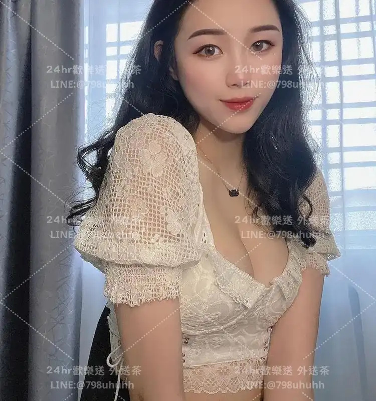 桃園按摩 依藍